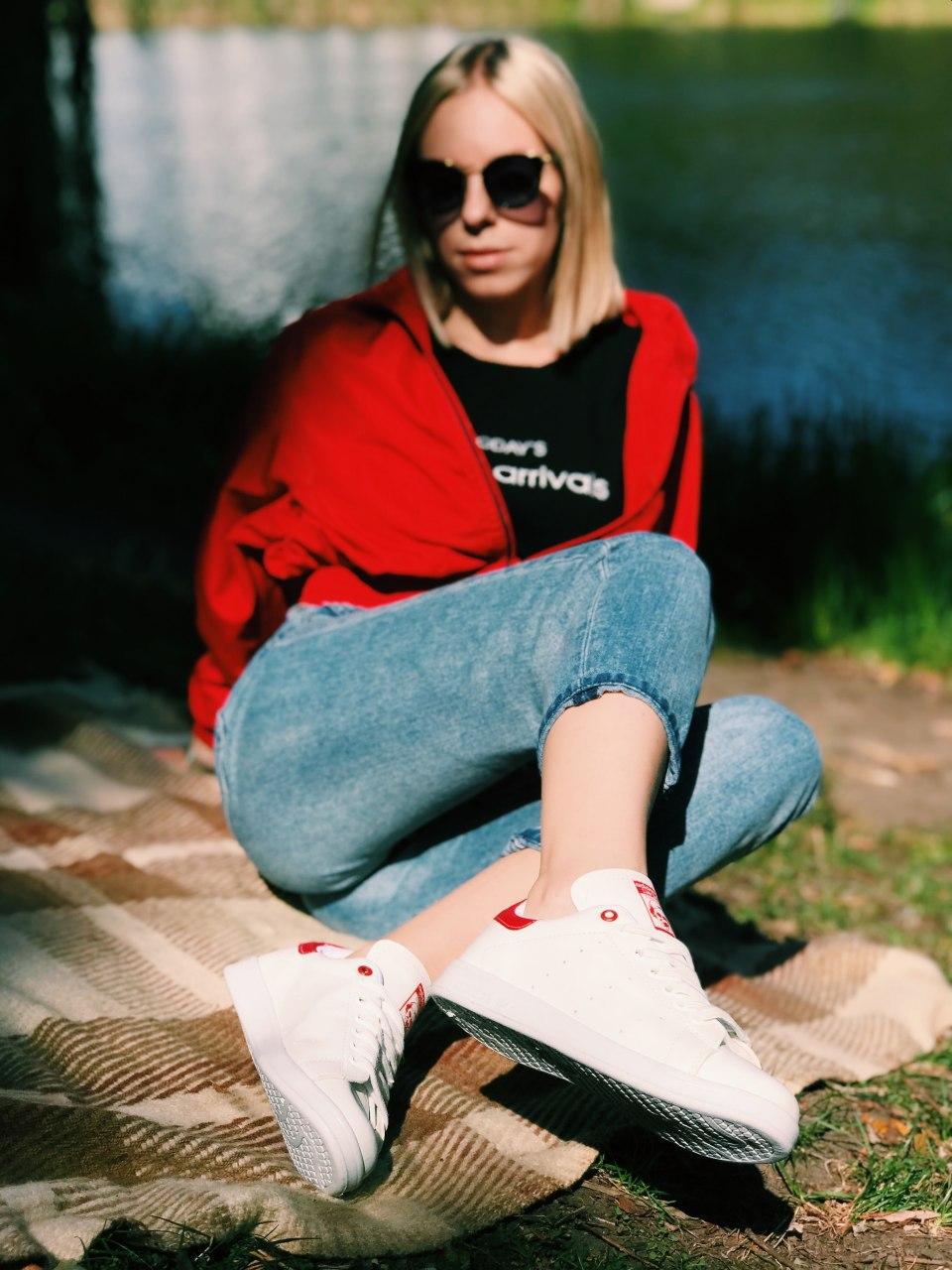 Adidas Stan Smith Red and White