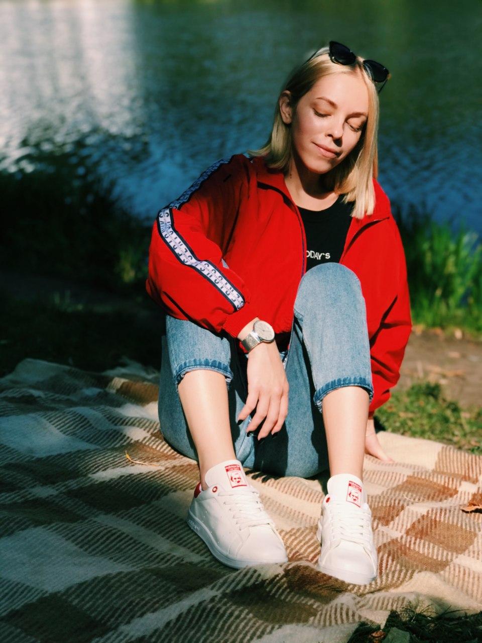 Adidas Stan Smith Red and White