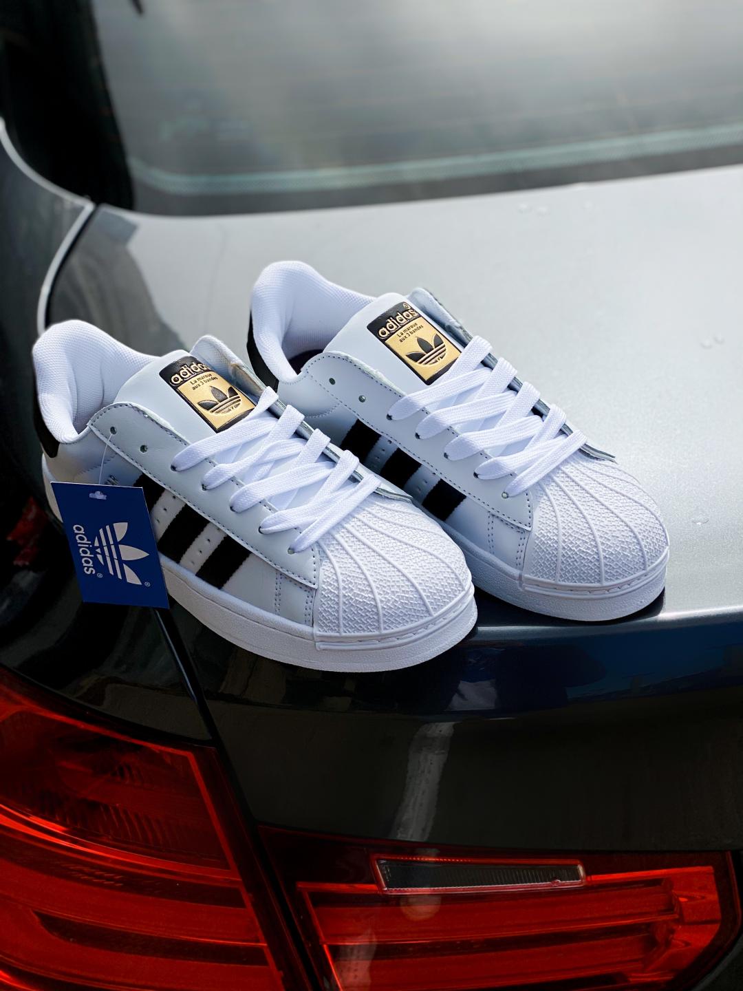 Adidas Superstar Black White 1