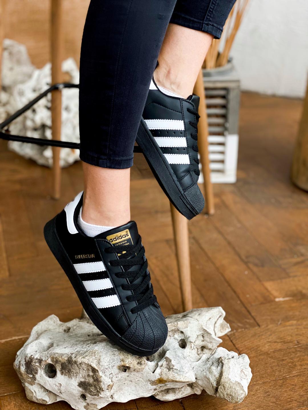 Adidas Superstar Black White 2