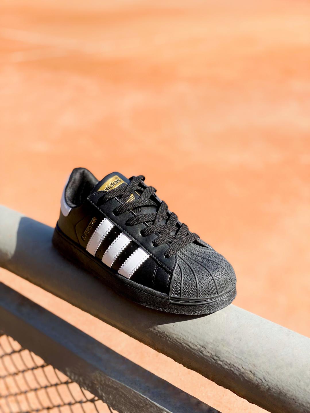 Adidas Superstar Black White 2