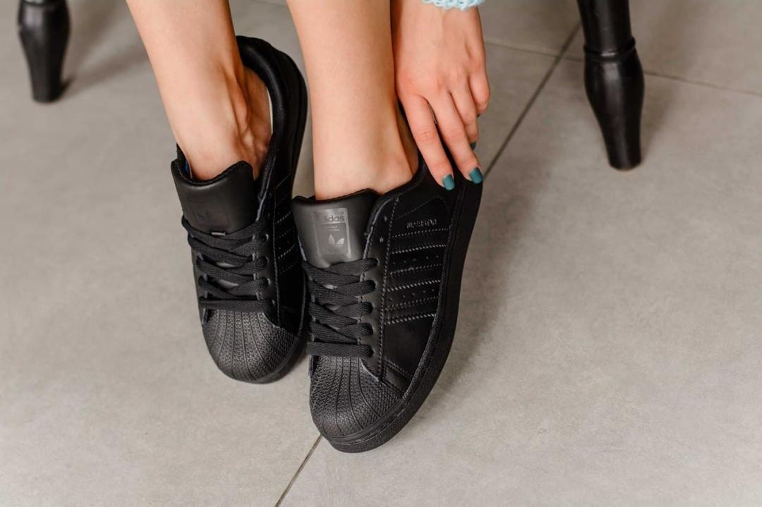 Adidas Superstar Black 2