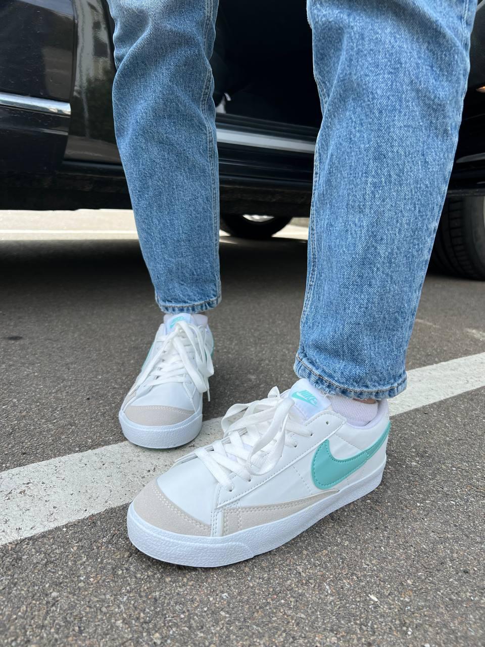 Nike Blazer Low Platform White Mint