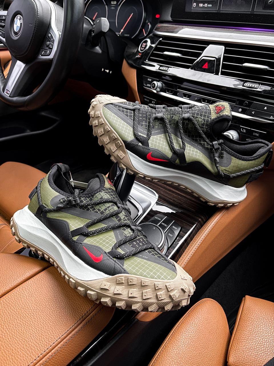 Nike Gore-Tex Green