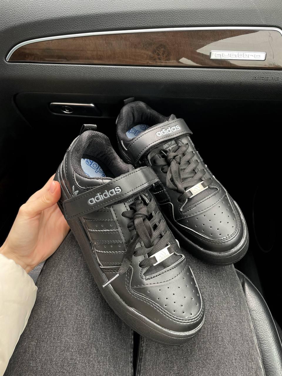 Adidas Forum Low Black v2