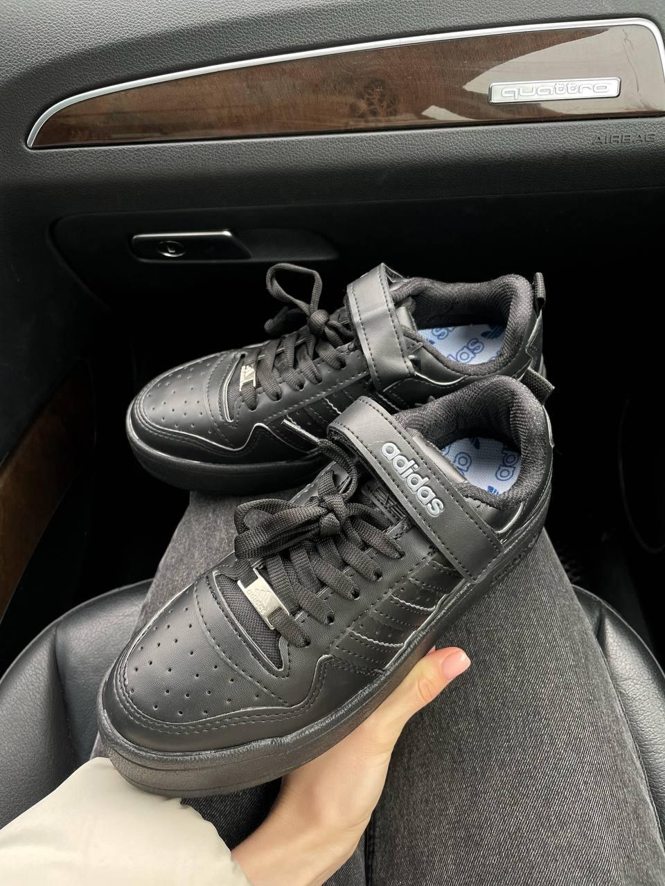 Adidas Forum Low Black v2