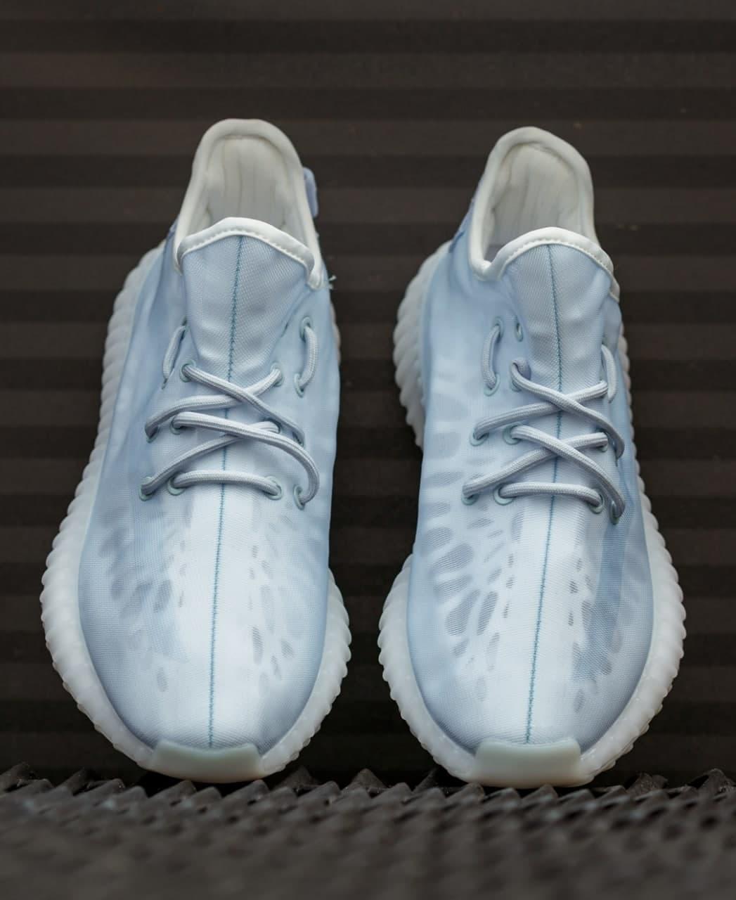 Adidas Yeezy Boost 350 V2 Mono Ice