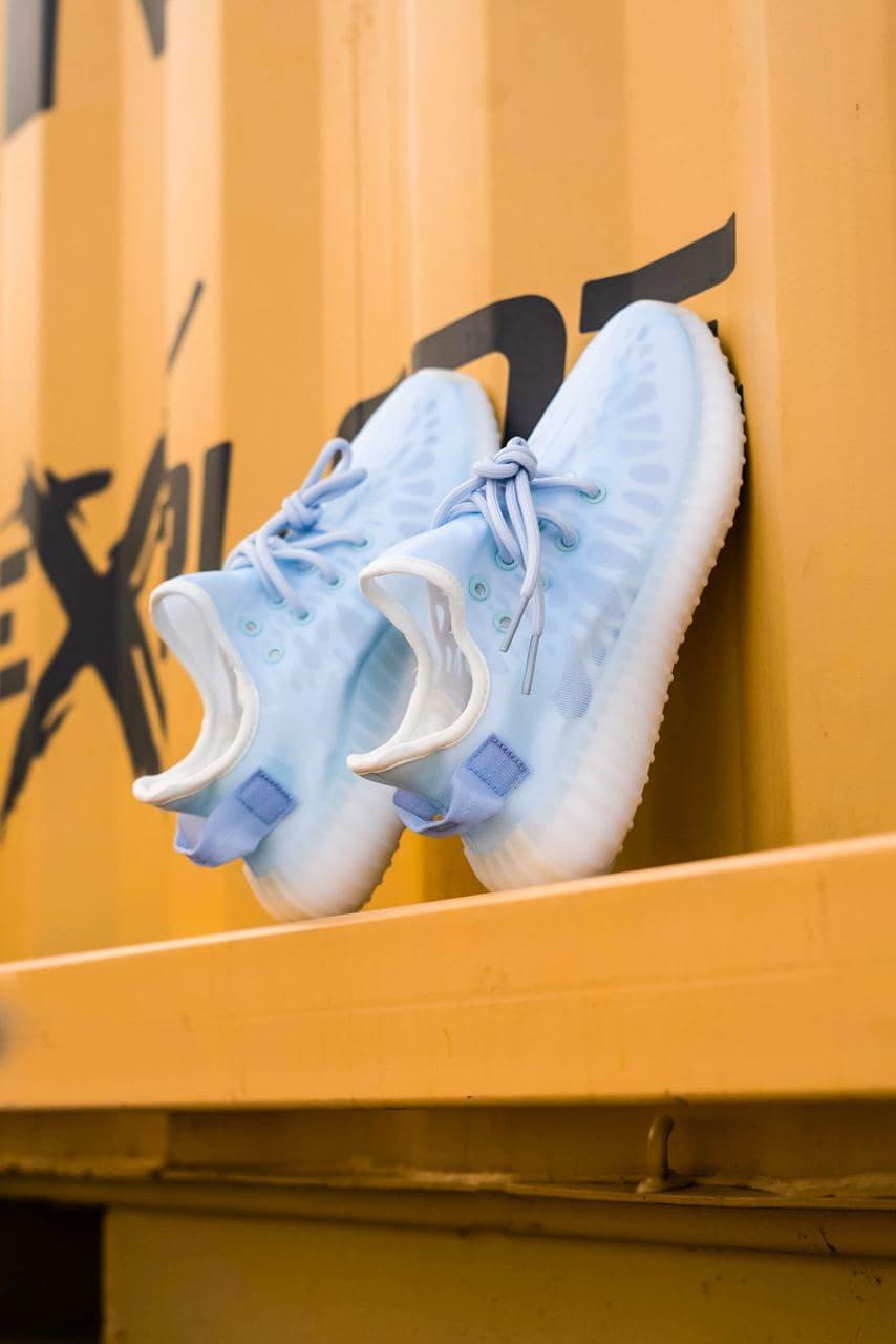 Adidas Yeezy Boost 350 V2 Mono Ice