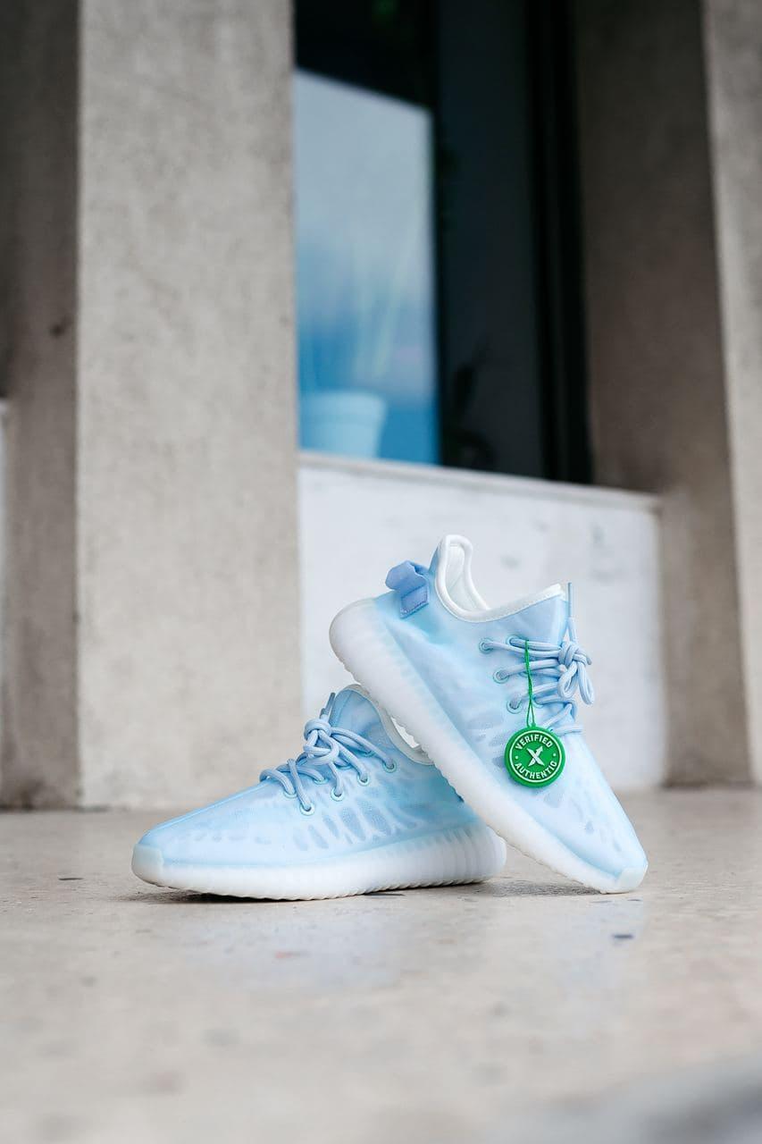 Adidas Yeezy Boost 350 V2 Mono Ice