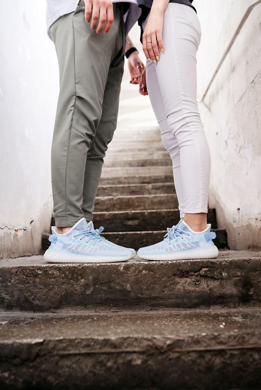 Adidas Yeezy Boost 350 V2 Mono Ice