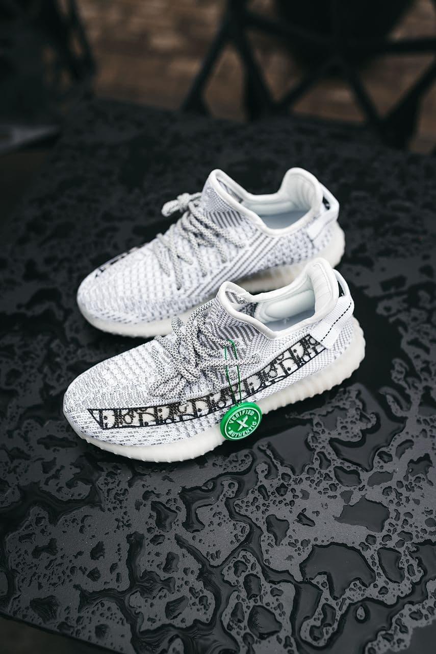 Adidas Yeezy Boost 350 Grey Dior (Рефлективные шнурки)