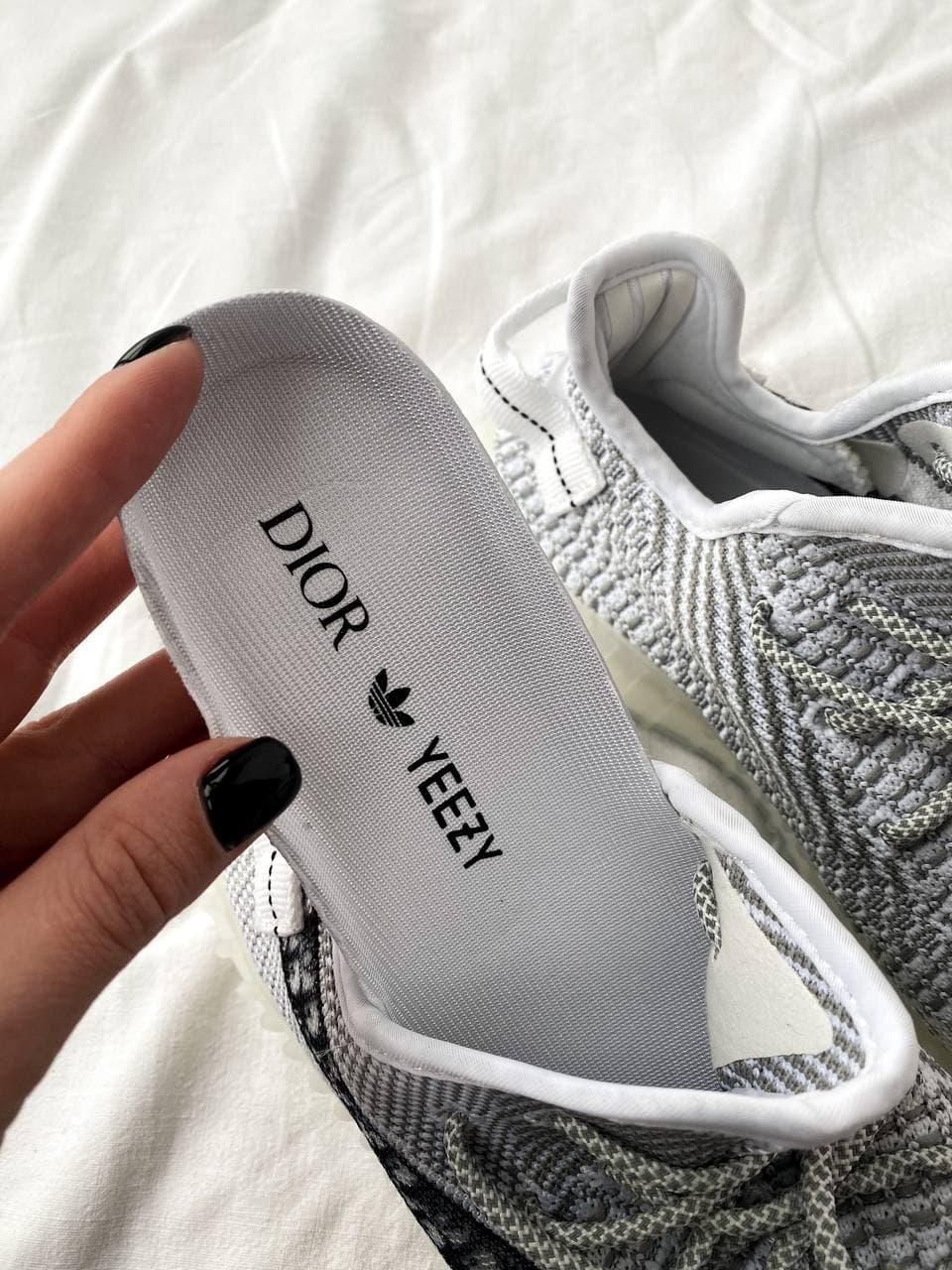 Adidas Yeezy Boost 350 Grey Dior 2 (Рефлективные шнурки)