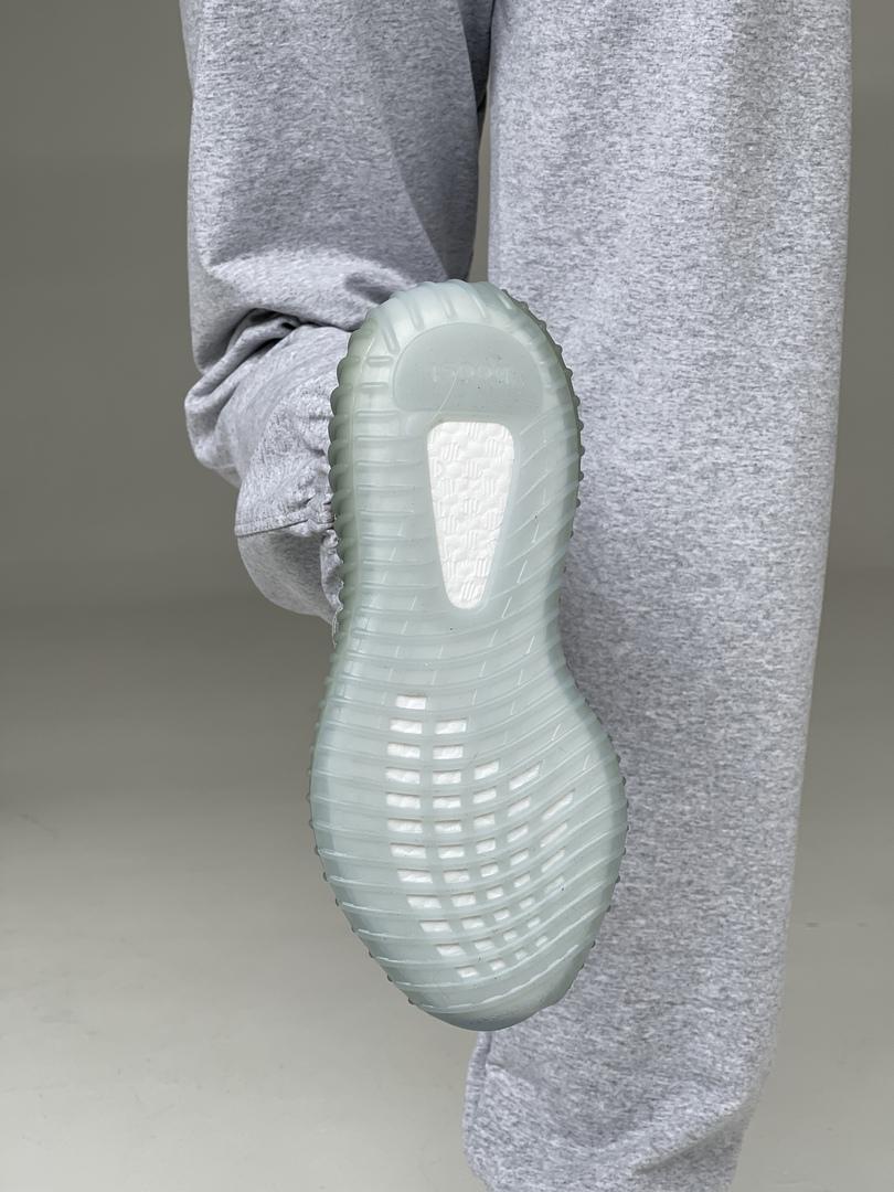 Adidas Yeezy Boost 350 V2 Ash Blue