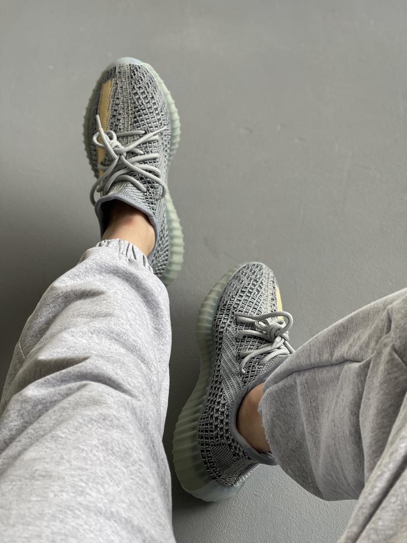 Adidas Yeezy Boost 350 V2 Ash Blue