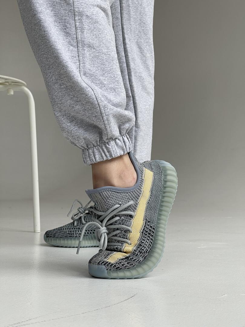 Adidas Yeezy Boost 350 V2 Ash Blue