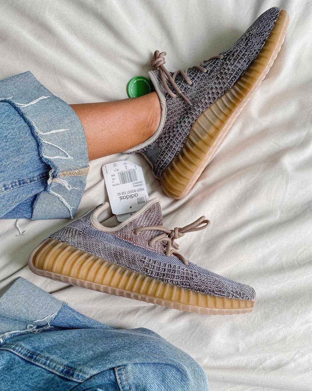 Adidas Yeezy Boost 350 V2 Fade