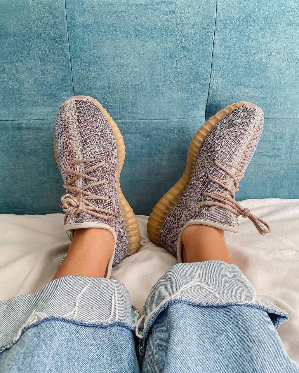 Adidas Yeezy Boost 350 V2 Fade
