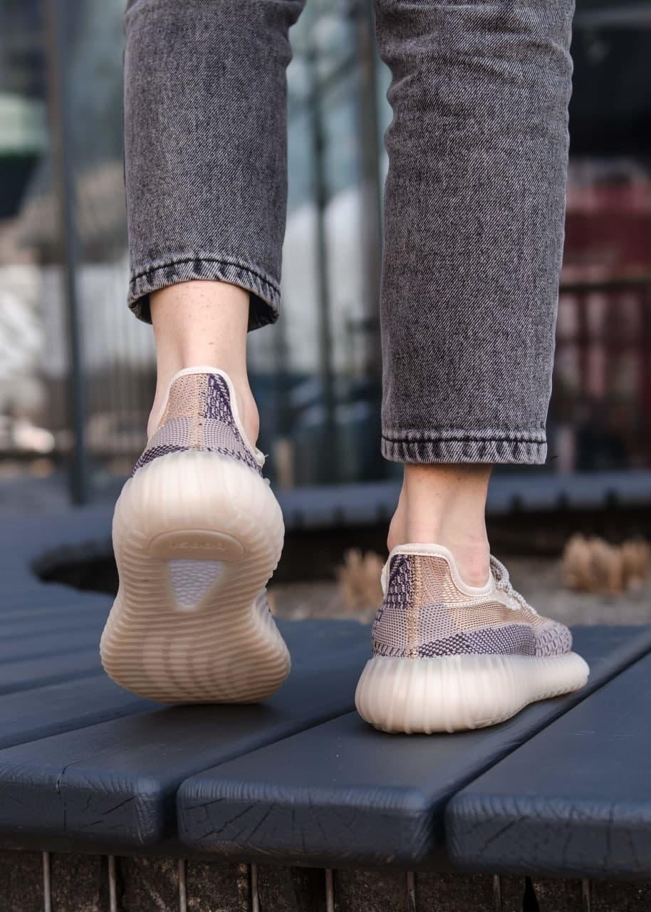 Adidas Yeezy 350 V2 Ash Pear (Реф. шнурки)