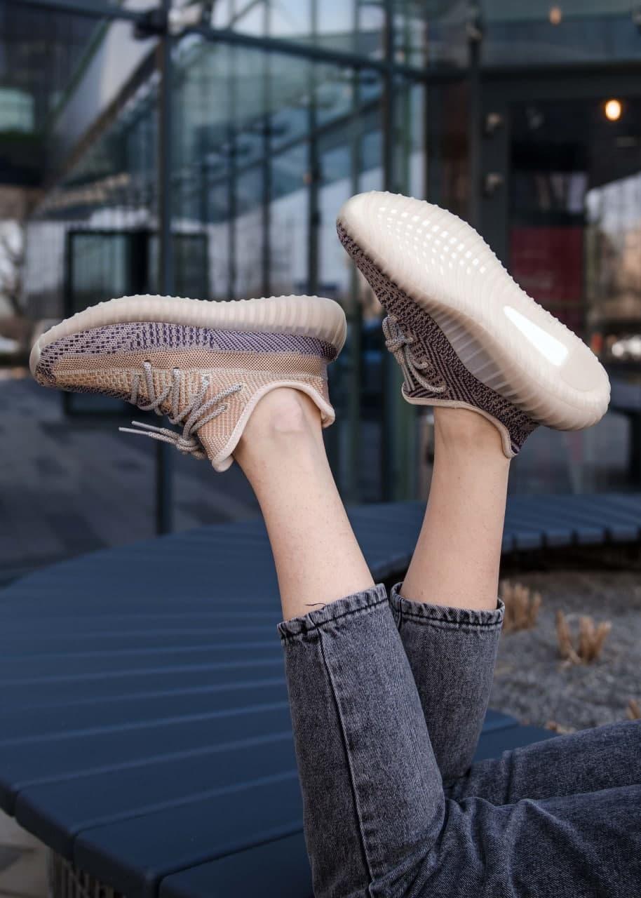 Adidas Yeezy 350 V2 Ash Pear (Реф. шнурки)