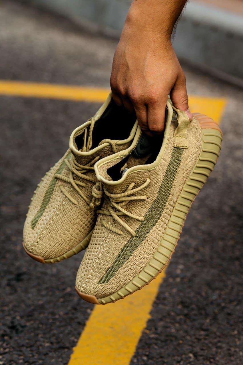 Adidas Yeezy Boost 350 V2 Sulfur