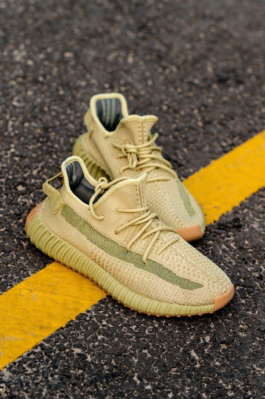 Adidas Yeezy Boost 350 V2 Sulfur