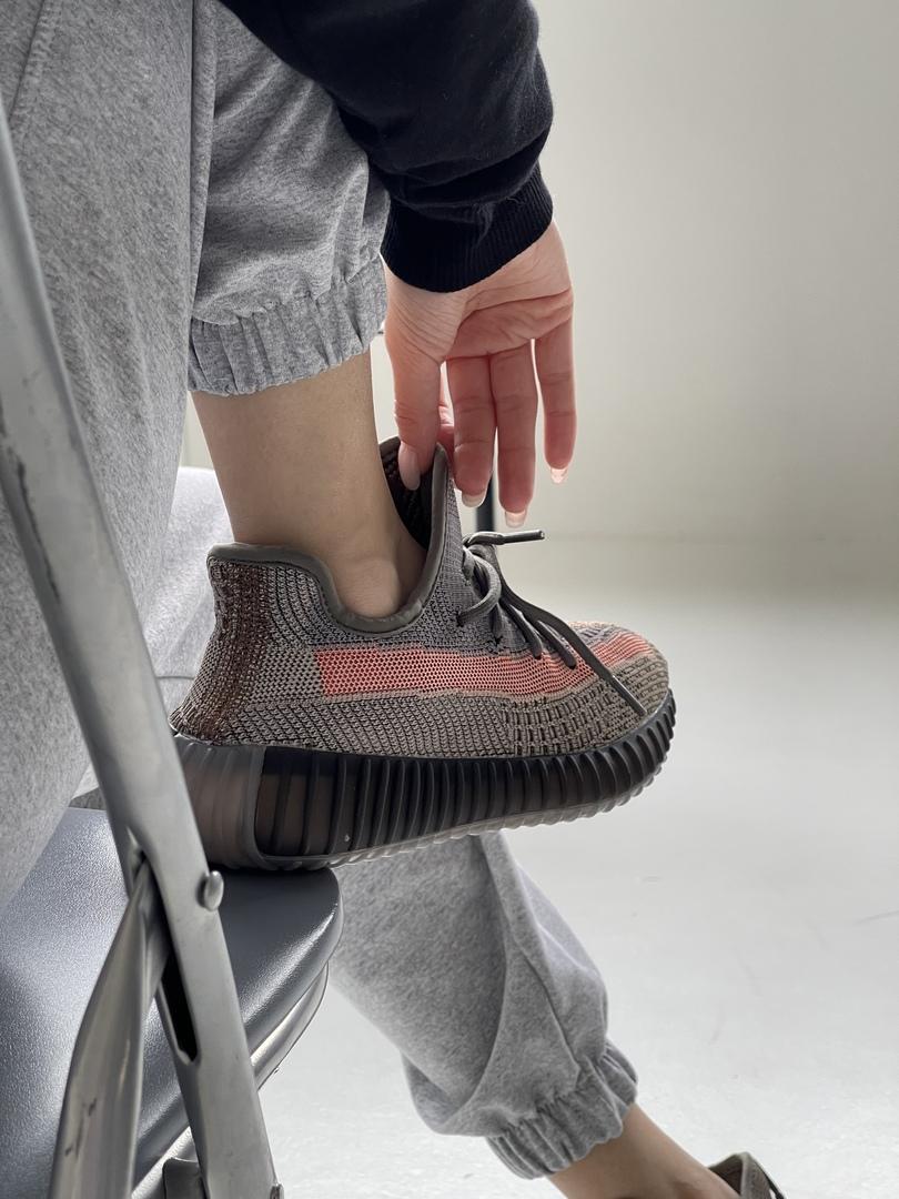 Adidas Yeezy Boost 350 V2 Ash Stone