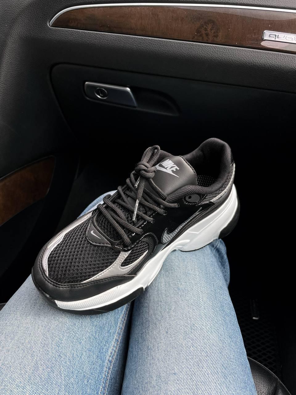 Nike Pro Black White v2