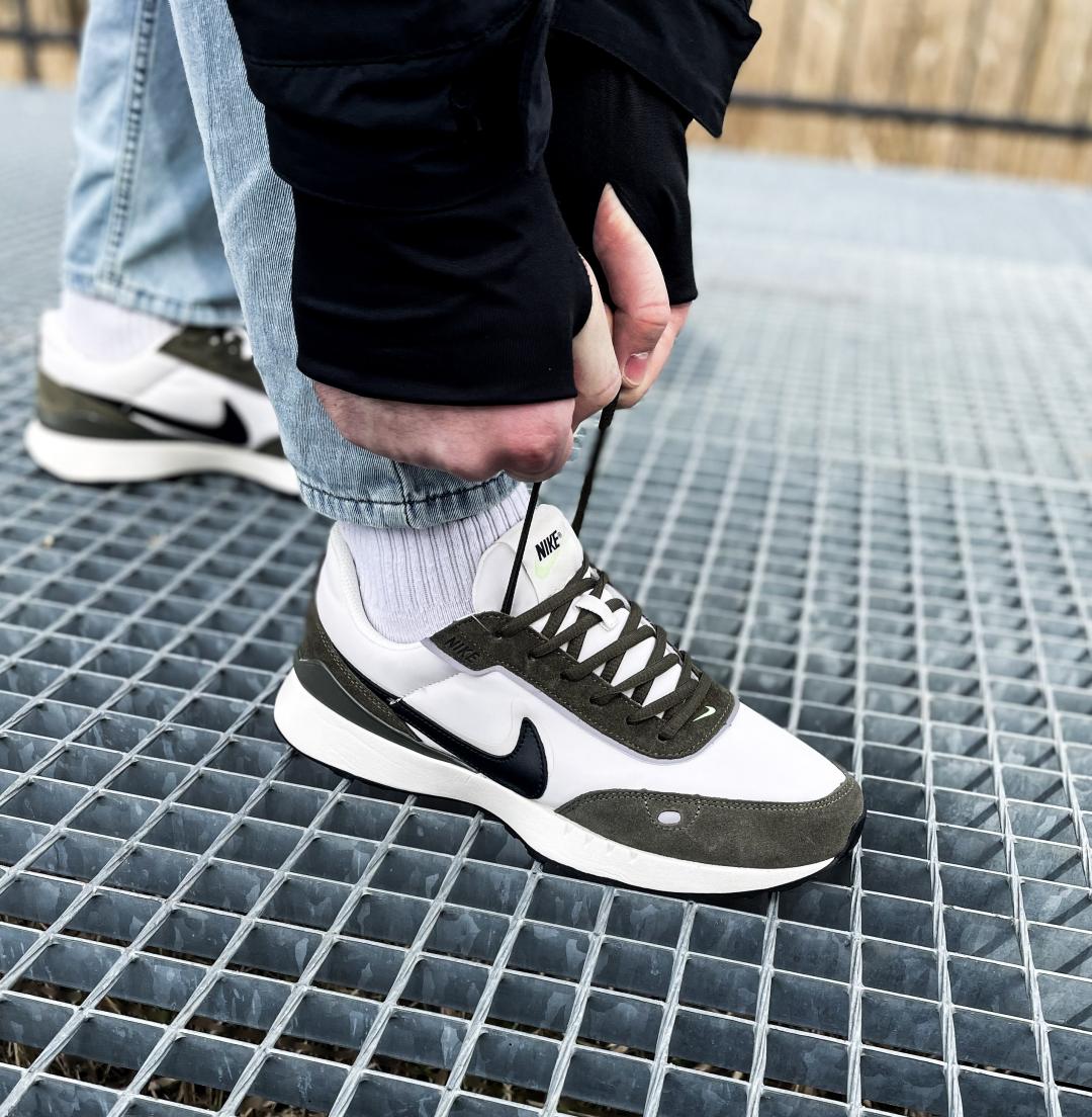Nike Waffle Khaki