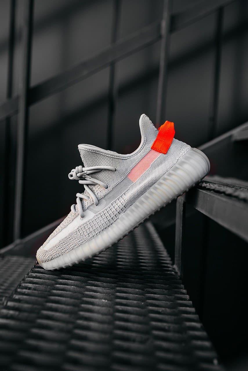 Adidas Yeezy Boost 350 V2 Tail Light