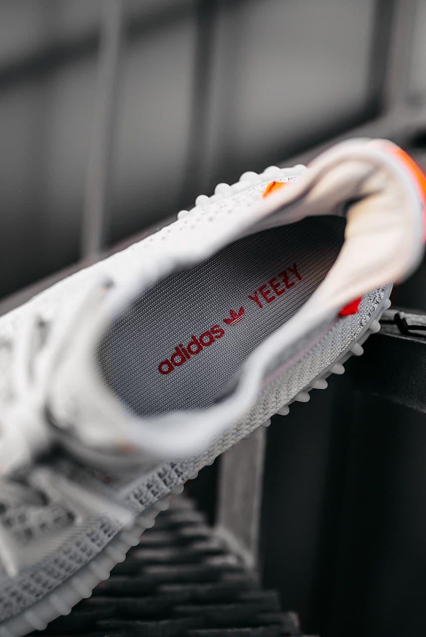 Adidas Yeezy Boost 350 V2 Tail Light