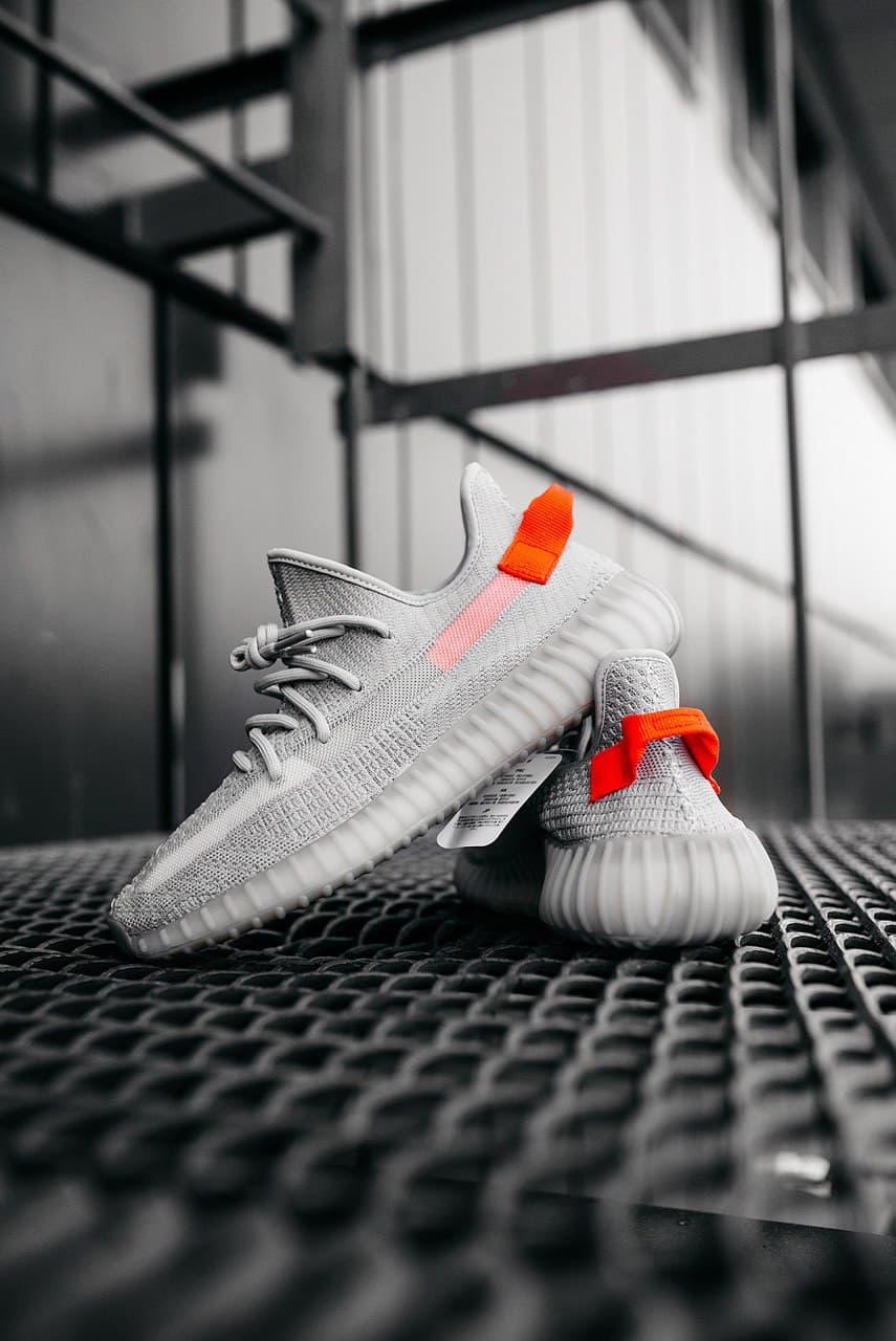 Adidas Yeezy Boost 350 V2 Tail Light