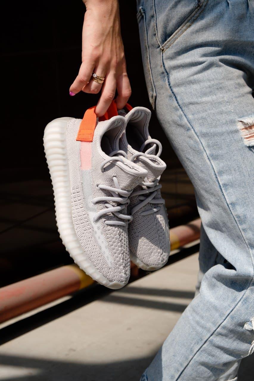 Adidas Yeezy Boost 350 V2 Tail Light