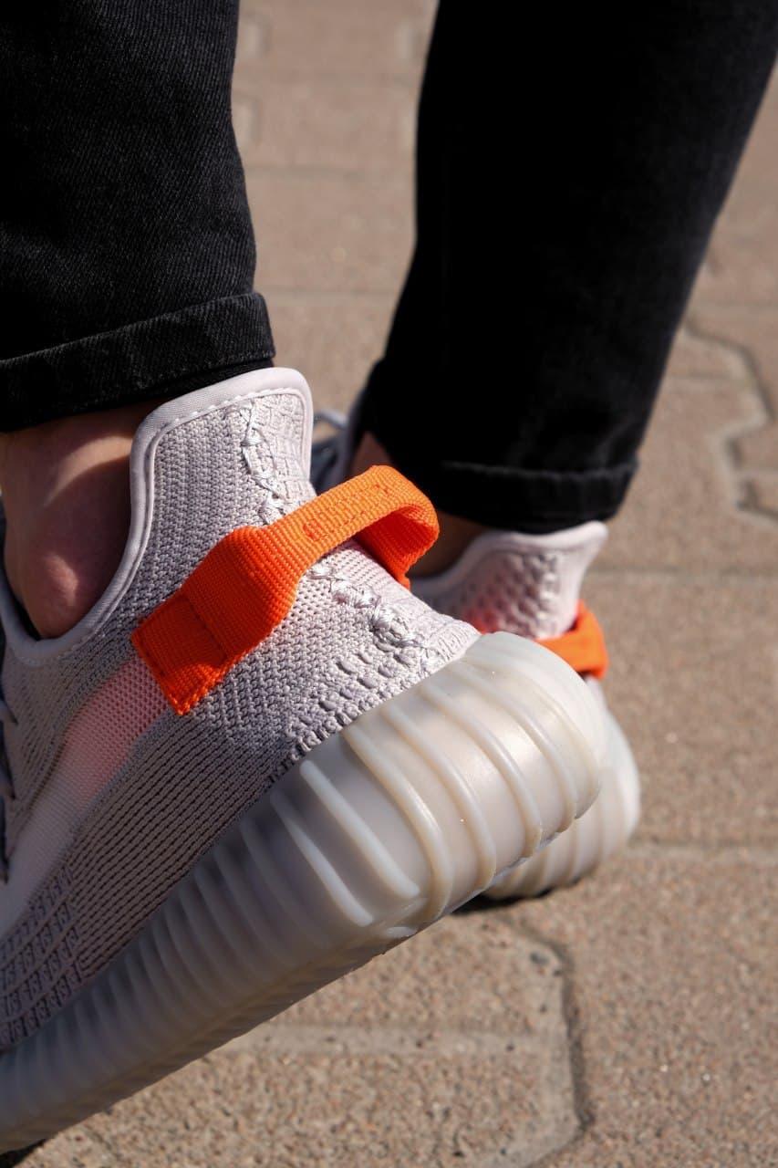 Adidas Yeezy Boost 350 V2 Tail Light