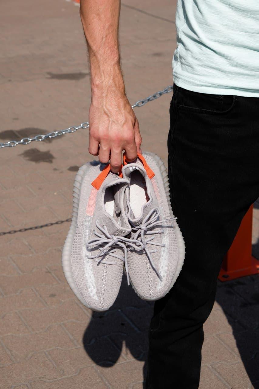 Adidas Yeezy Boost 350 V2 Tail Light