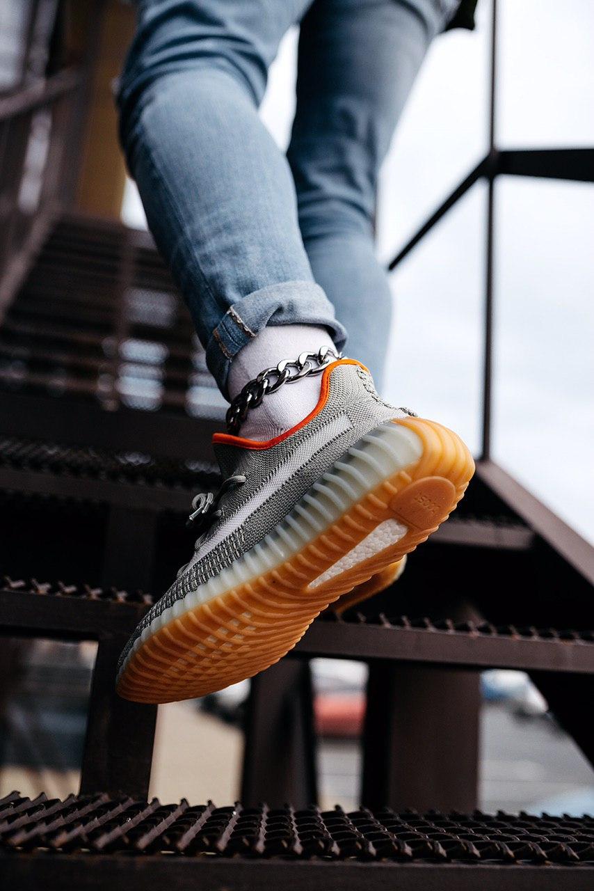 Adidas Yeezy Boost 350 V2 Linen Revealed
