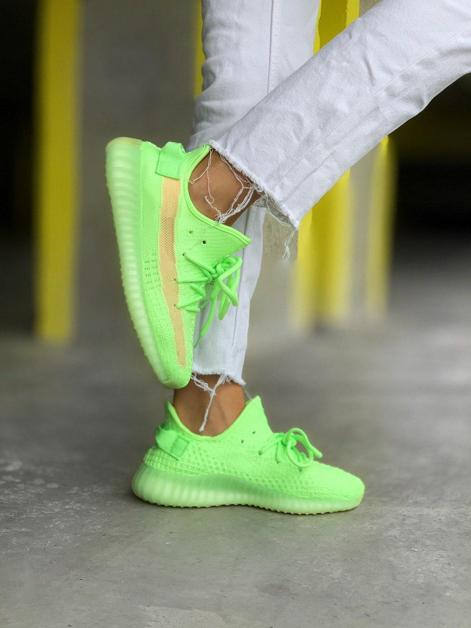 Adidas Yeezy boost 350 V2 Glow In The Dark