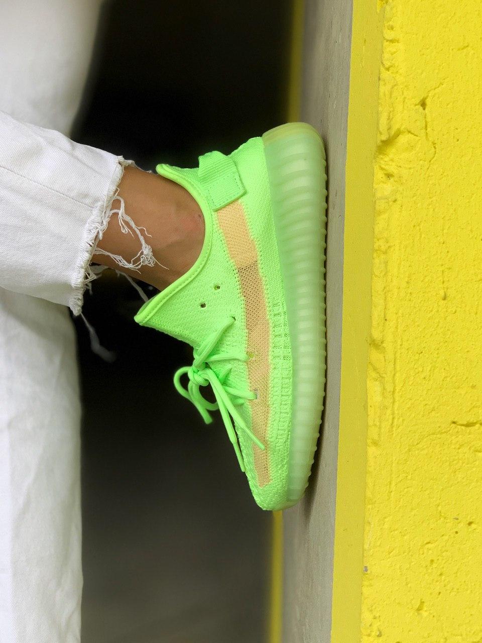 Adidas Yeezy boost 350 V2 Glow In The Dark