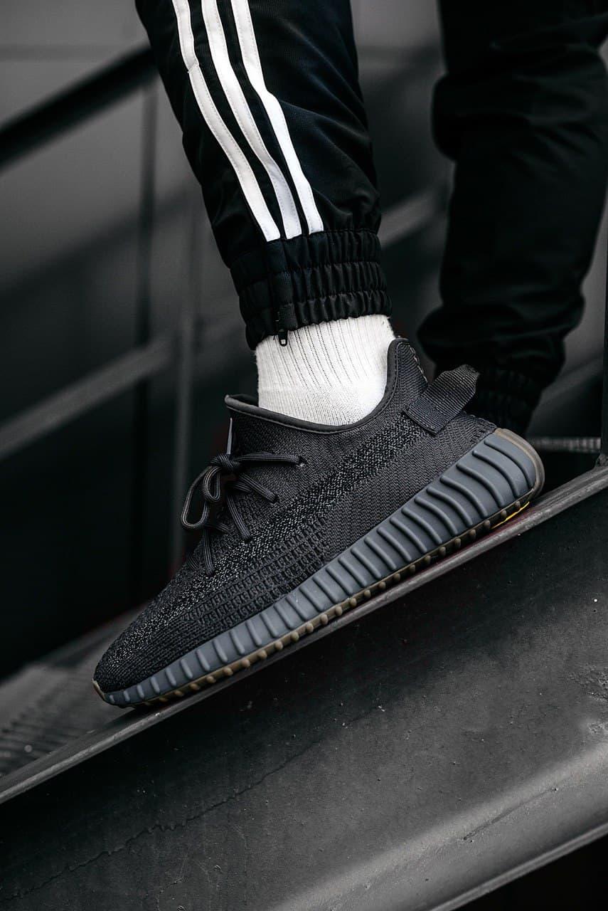 Adidas Yeezy Boost 350 Black Cinder (Рефлективная полоска)