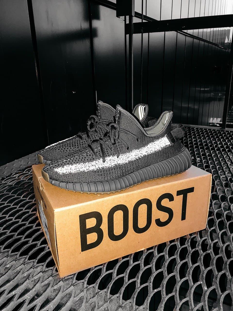 Adidas Yeezy Boost 350 Black Cinder (Рефлективная полоска)