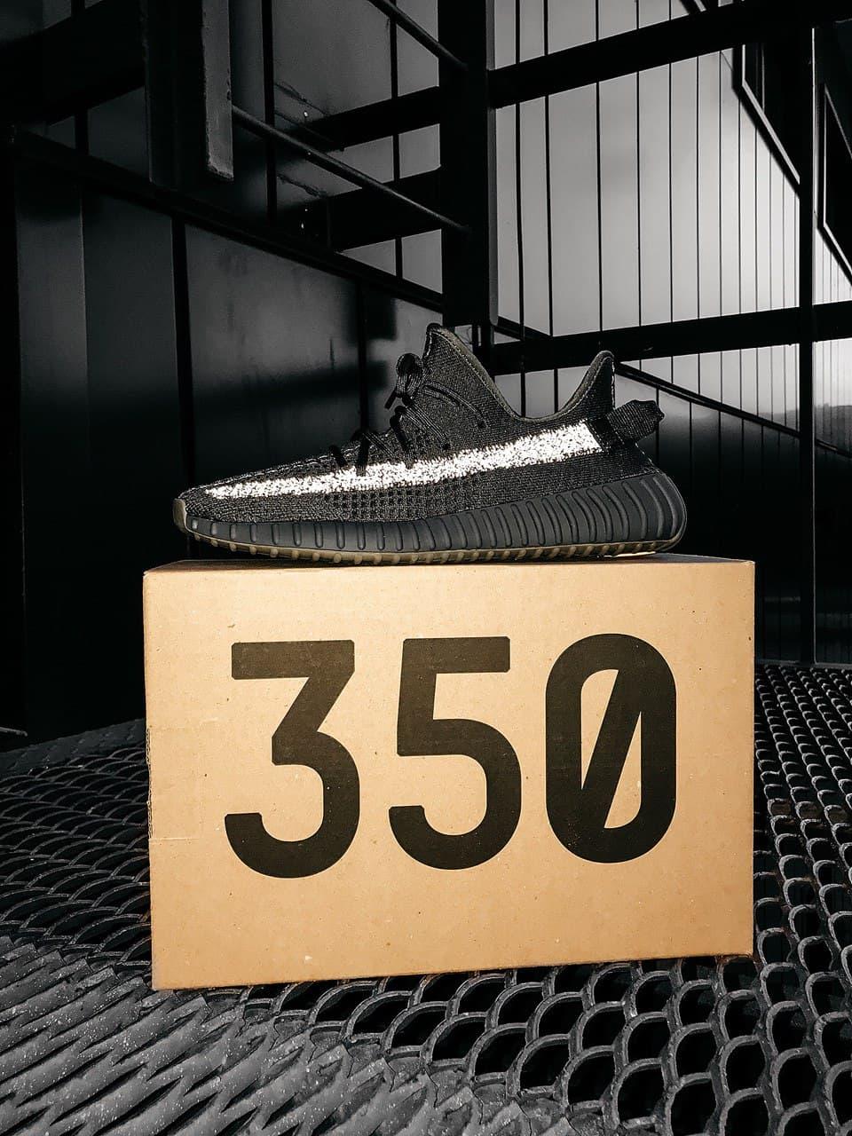 Adidas Yeezy Boost 350 Black Cinder (Рефлективная полоска)