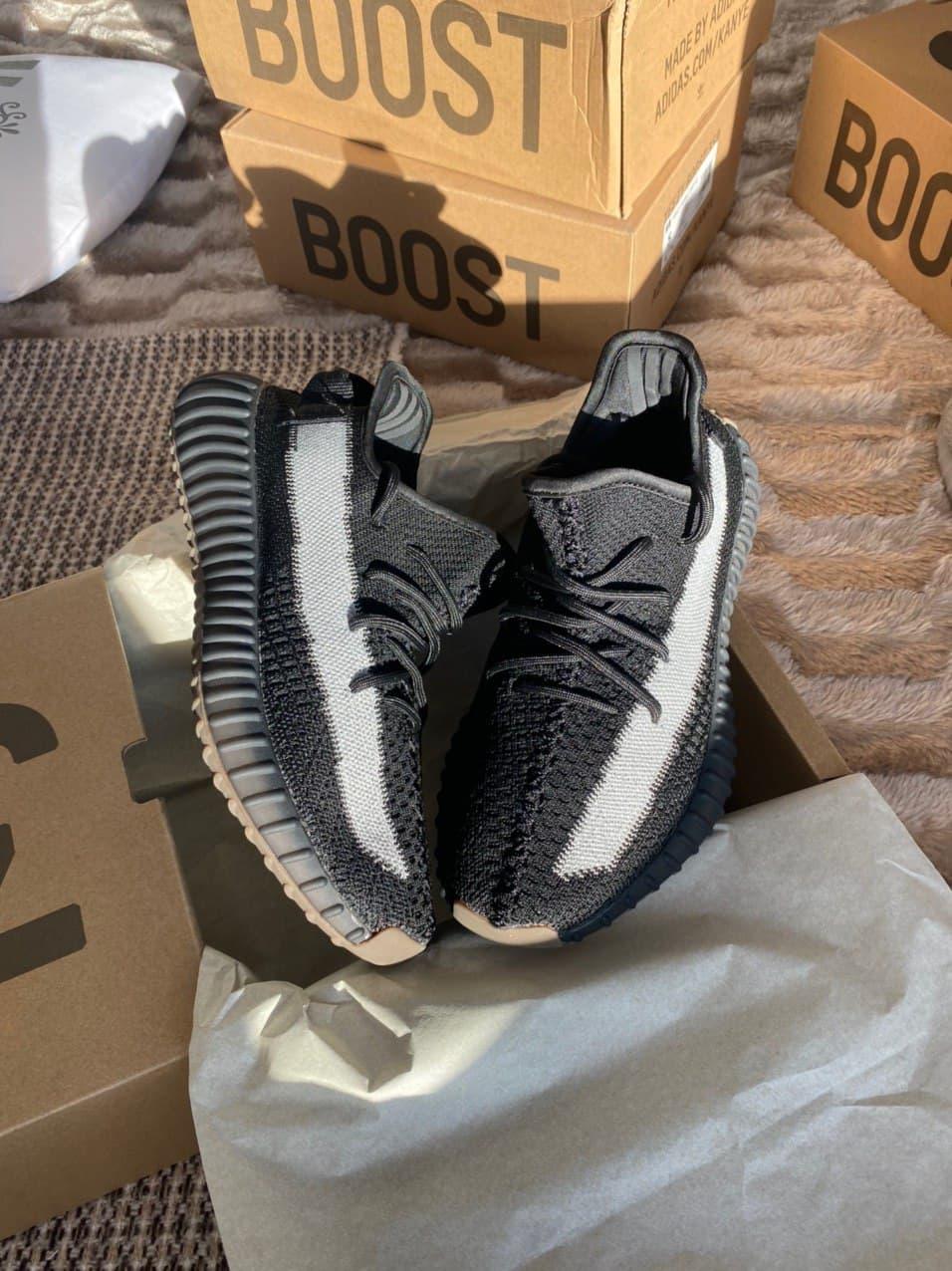Adidas Yeezy Boost 350 Black (Рефлективная полоска)