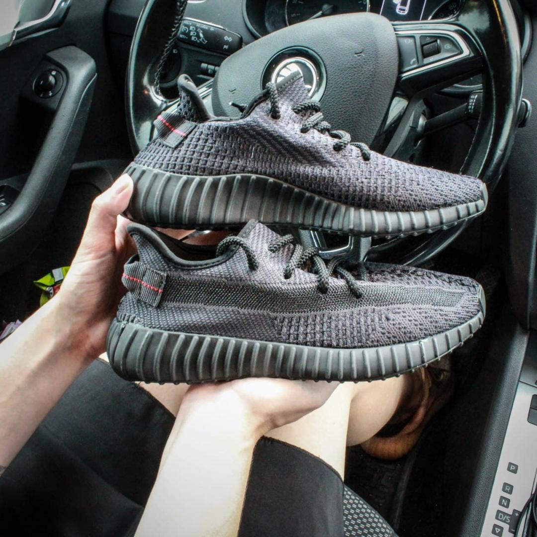 Adidas Yeezy Boost 350 Black