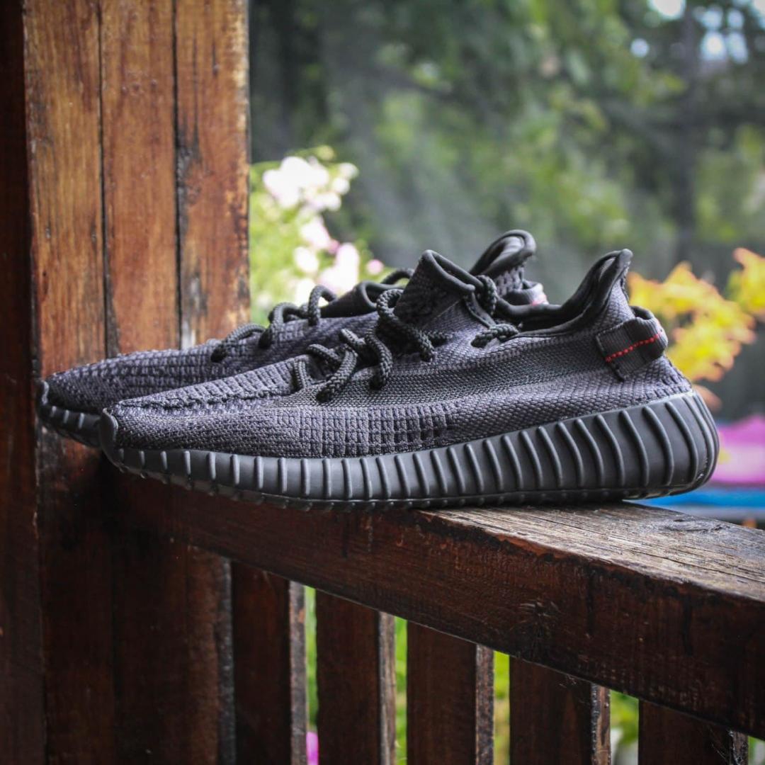 Adidas Yeezy Boost 350 Black