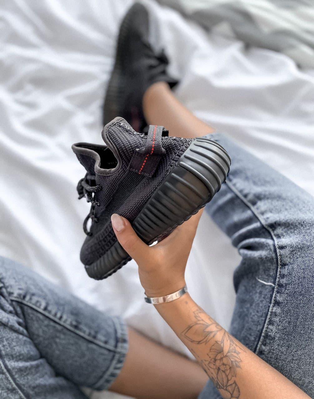 Adidas Yeezy Boost 350 V2 Black (хРефлективные шнурки)
