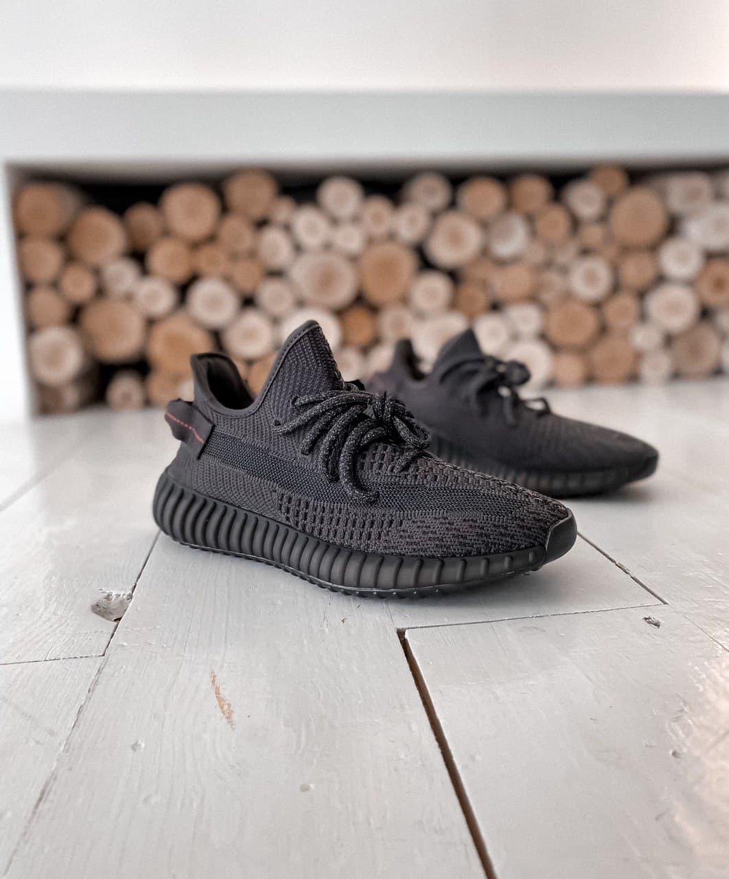 Adidas Yeezy Boost 350 V2 Black (хРефлективные шнурки)