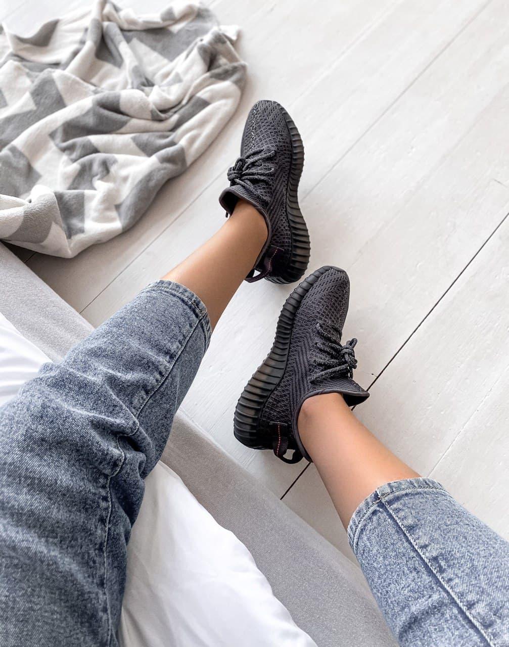 Adidas Yeezy Boost 350 V2 Black (хРефлективные шнурки)