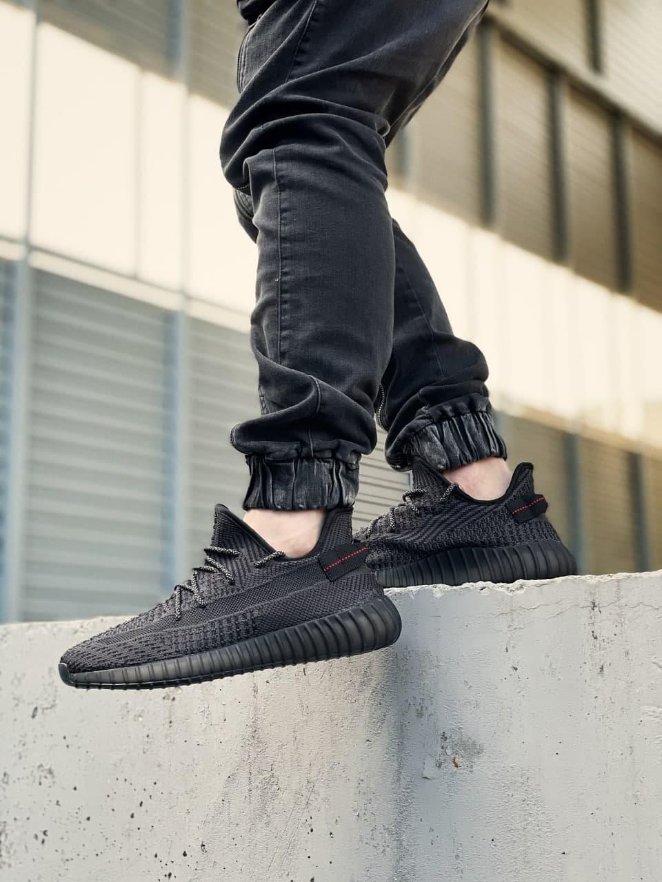 Adidas Yeezy Boost 350 V2 Black (хРефлективные шнурки)