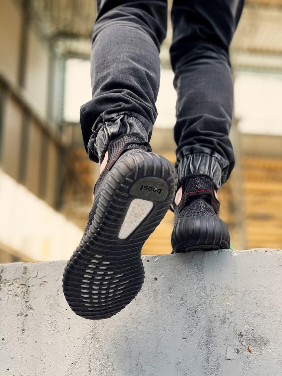 Adidas Yeezy Boost 350 V2 Black (хРефлективные шнурки)