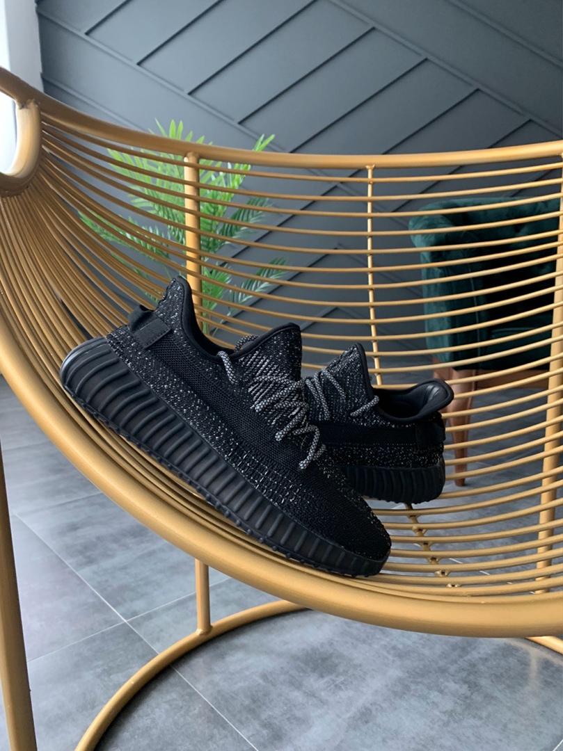 Adidas Yeezy Boost 350 V2 Black Static