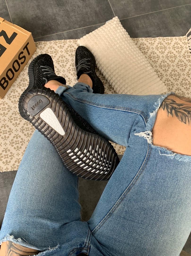 Adidas Yeezy Boost 350 V2 Black Static